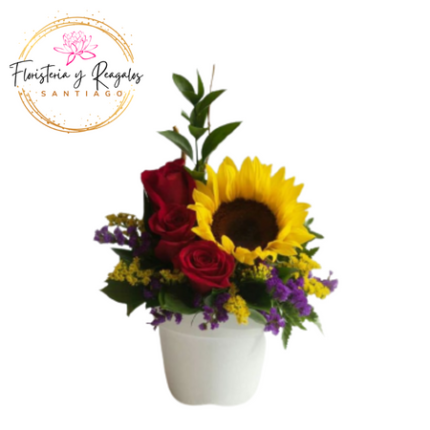ARREGLO DE 3 ROSAS 1 GIRASOL